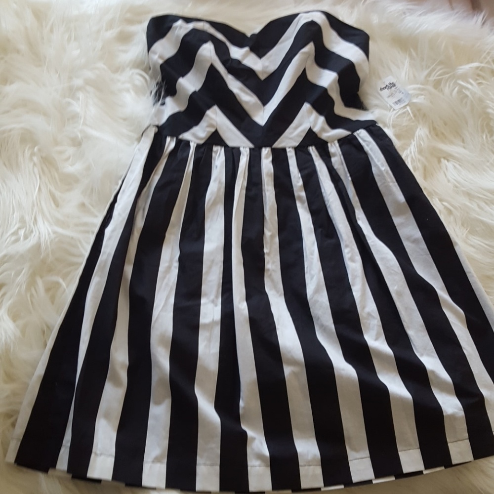 Charlotte Russe black and white dress